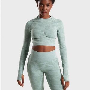 Gymshark camo Long sleeve
